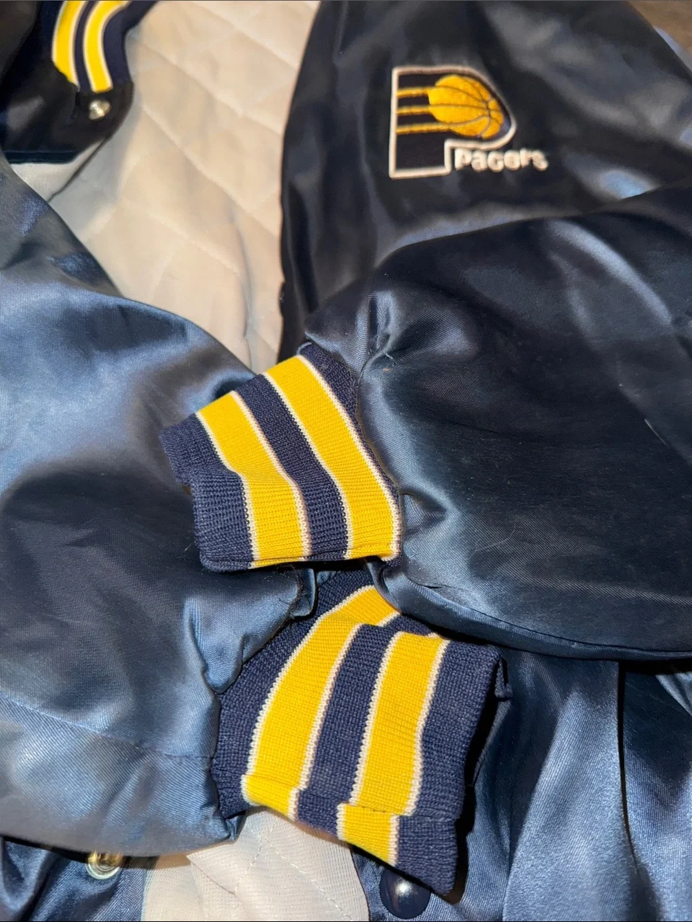 NBA Pacers Satin Bomber Jacket -vintage 1980s large
